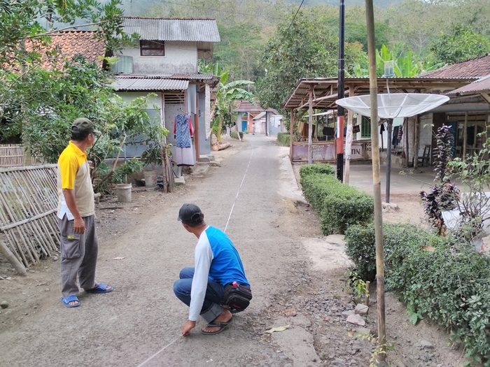 Tim Penyusun RKPDes Desa Sukahurip lakukan Survey Lapangan